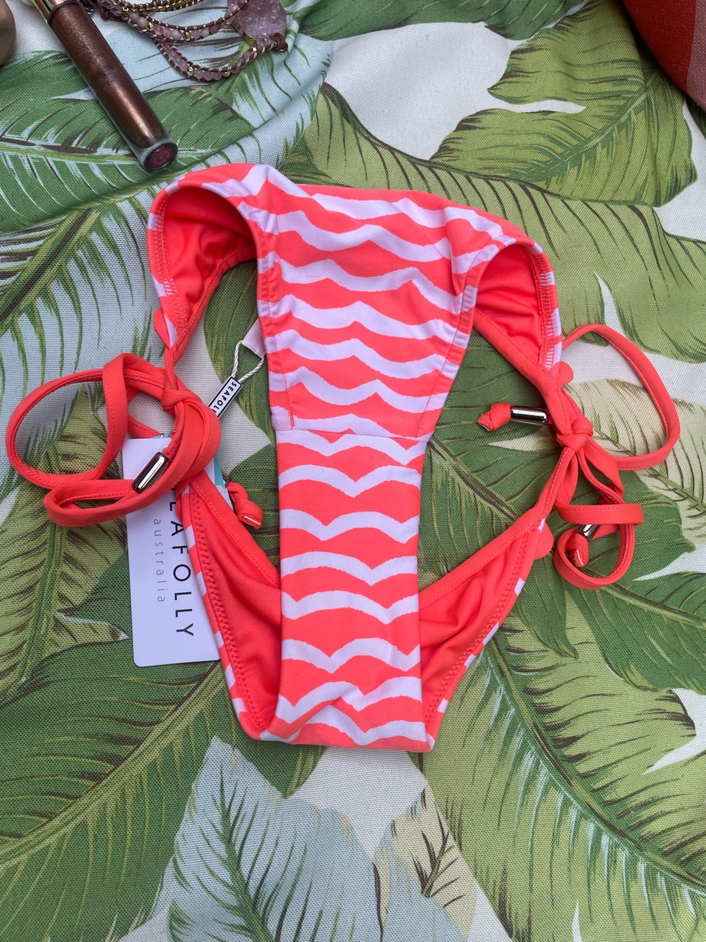 Seafolly NWT Sz 2 Tidal Wave Brazilian Side Tie Bikini Bottom in Nectarine/White - Picture 3 of 10